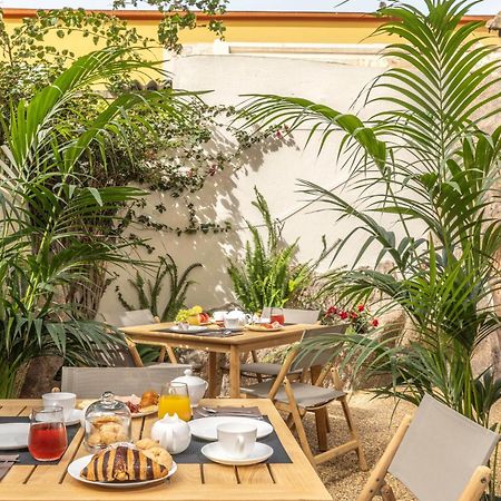 Boutique Marconi Bed & Breakfast Quartu Sant'Elena Bagian luar foto